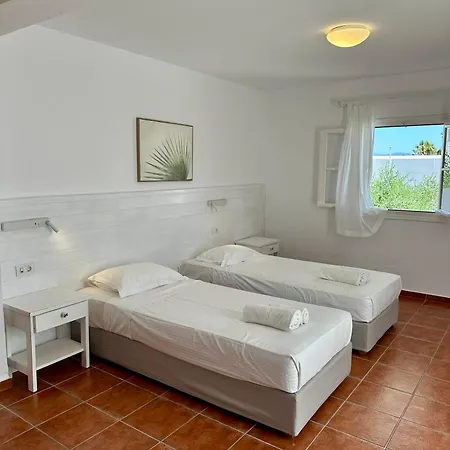 Paros Philoxenia 3* חריסי אקטי