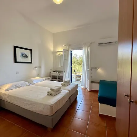 Hotel Paros Philoxenia 3*