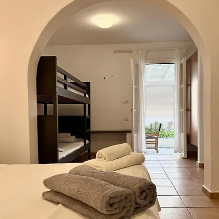 Szálloda Paros Philoxenia 3*