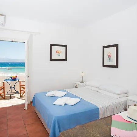 Paros Philoxenia 3*