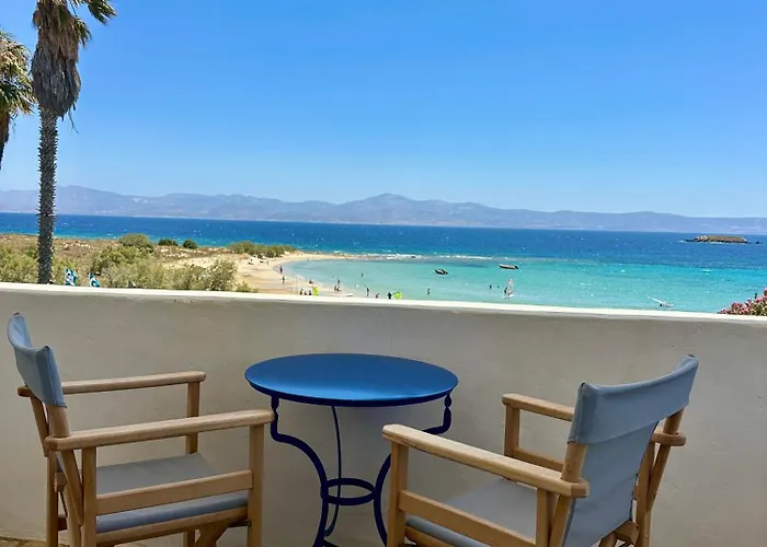 Paros Philoxenia חריסי אקטי