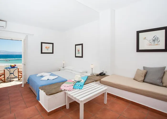 Paros Philoxenia Szálloda 3*